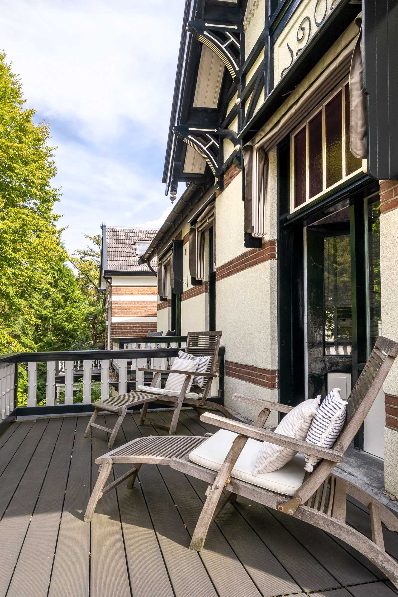 Zenzez Hotel & Lounge
